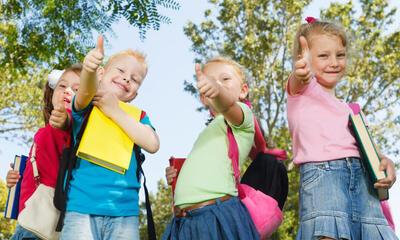 Stockbeeld schoolkinderen